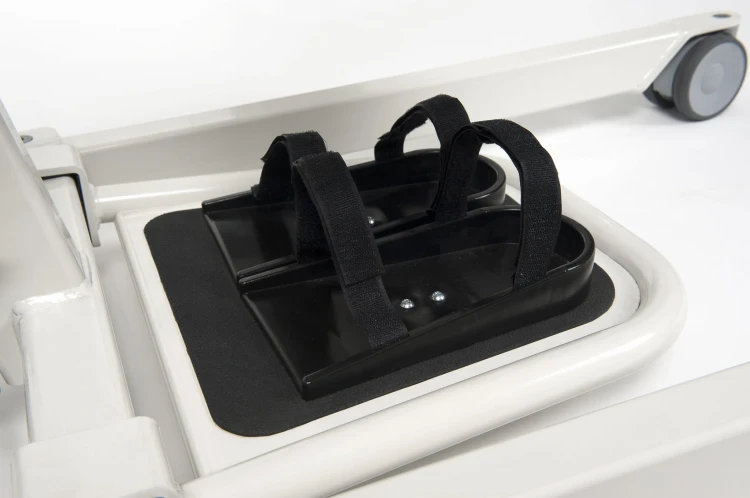 Albatros 2 - detail footplate.jpg