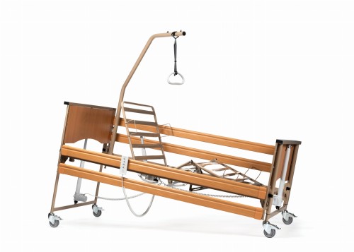 Club Vario - 3Q Anti-Trendelenburg with monkey pole backrest and legrest up - no panels.jpg