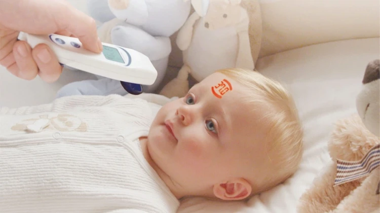 Tecnimed VISIOFOCUS 06400 z etui Termometr bezdotykowy na podczerwień